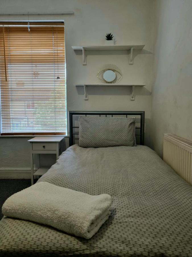 Knighton House Villa Leicester Buitenkant foto